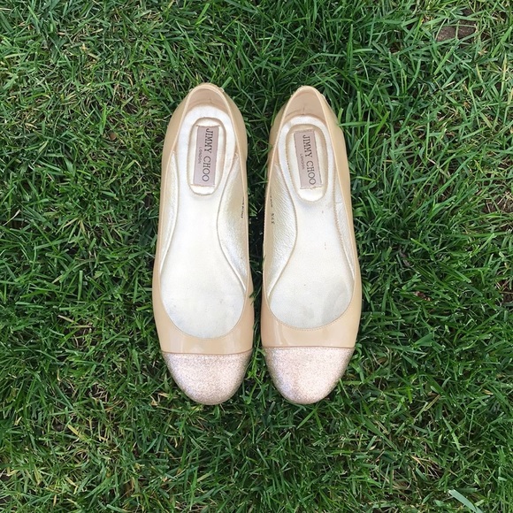 Jimmy Choo Shoes - 🎈SALE🎈Jimmy Choo w/gold toe runs small near 8.5